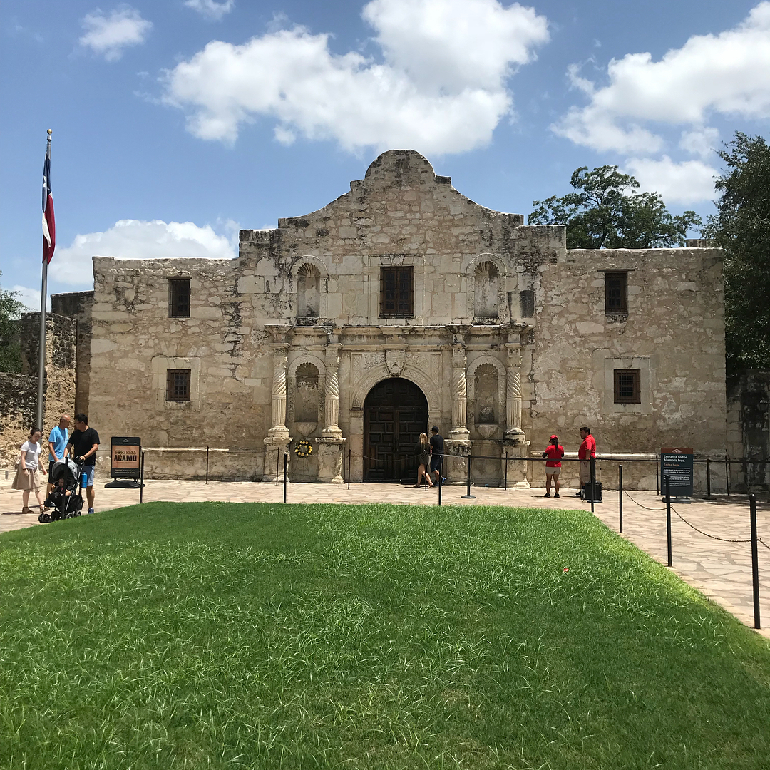 The famous Alamo in San Antonio, TX. Photo by Instagram user @mrsdianamathias