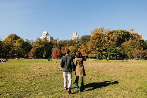 A couple walks through Prospect Park in Brooklyn. Photo courtesy of Instagram user @shk.weddings.