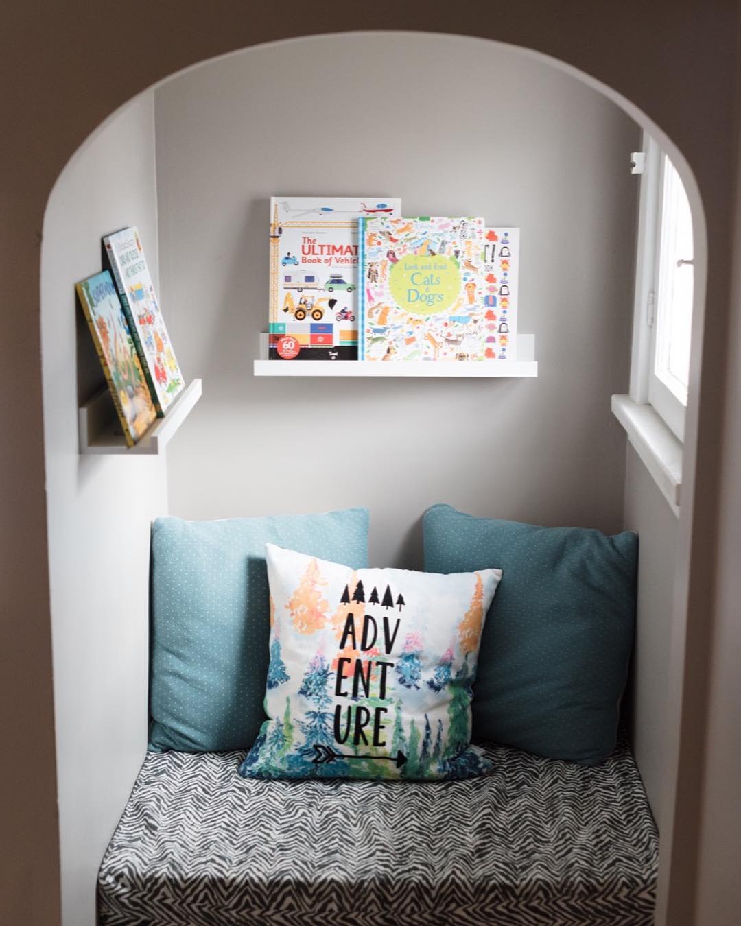 Reading nook for kids study room.