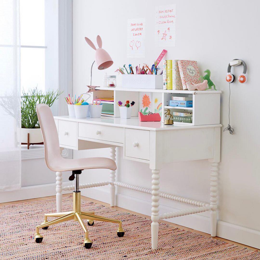 Kids desk with bunny lamp.