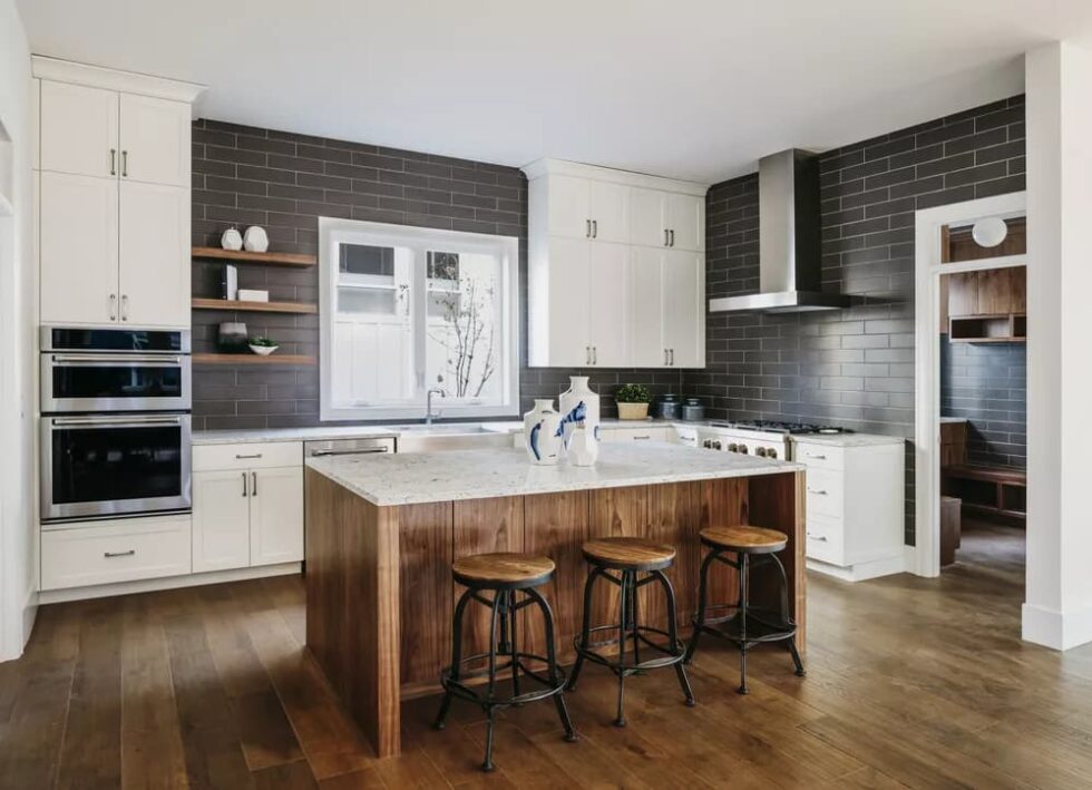 21 DIY & Affordable Ways to Redo Kitchen Cabinets | Extra Space Storage