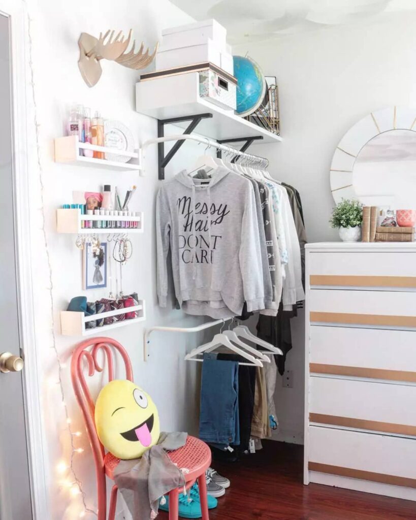 28 Teen Bedroom Ideas for the Ultimate Room Makeover | Extra Space Storage