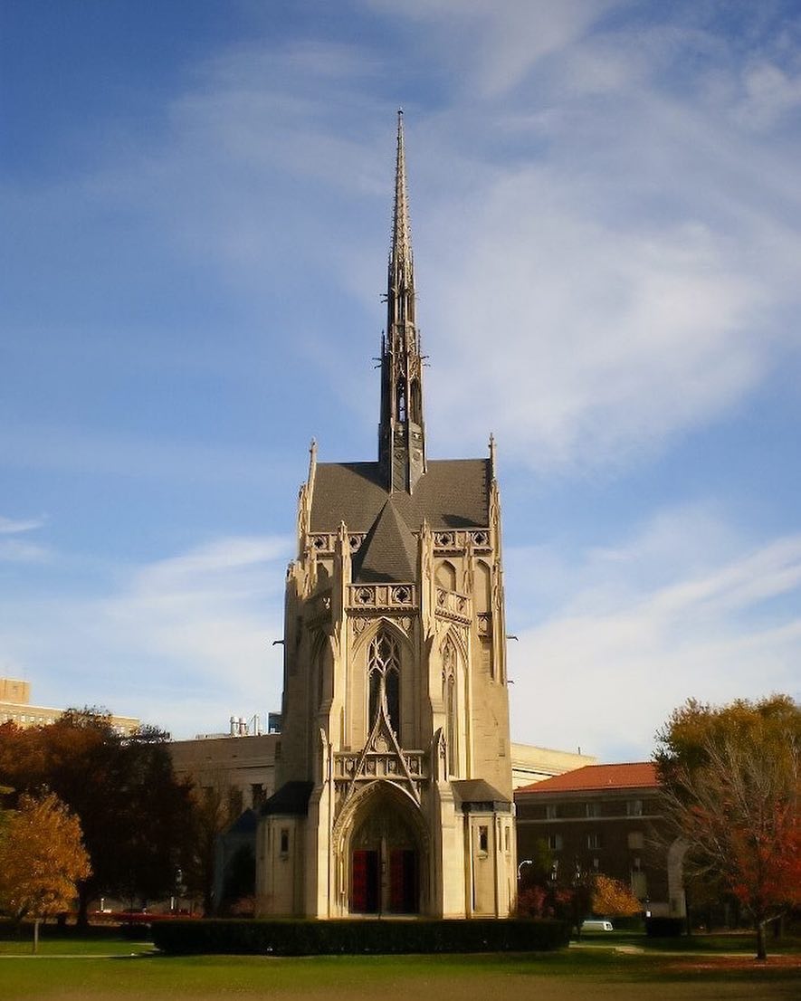View of Heinz Memorial Chapel at University of Pittsburgh. Photo by Instagram user @alphabravophoto