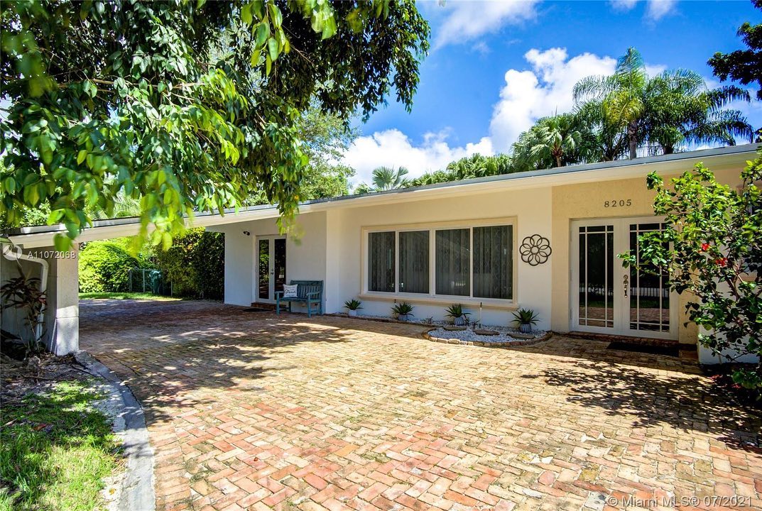 Smaller Ranch-Style Home in Pinecrest, Florida. Photo by Instagram user @yanerealtor