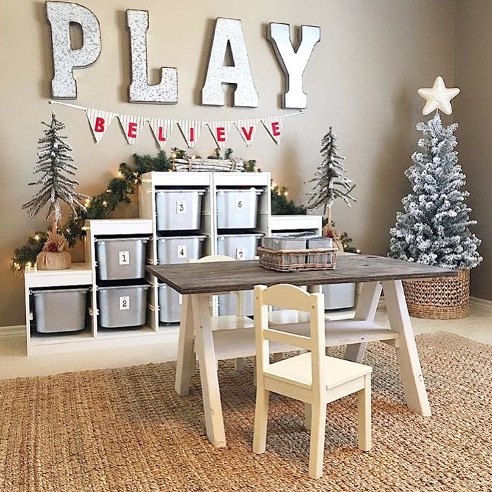 Kids Playroom with Small Table and Organized Clear Plastic Bins for Toys. Photo by Instagram user @marcischneiderblog