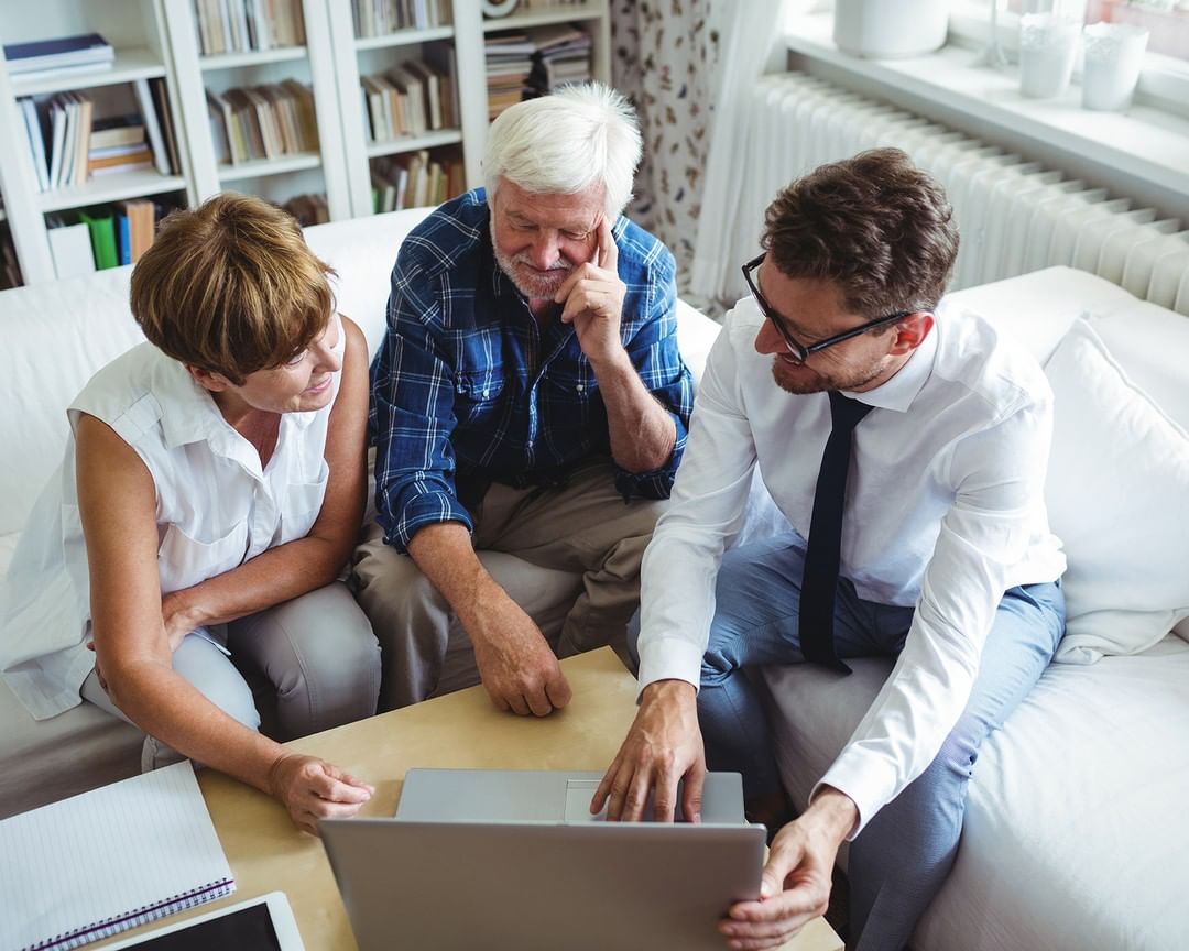 Senior couple working with retirement planner. Photo by Instagram user @retirementplanninghelp