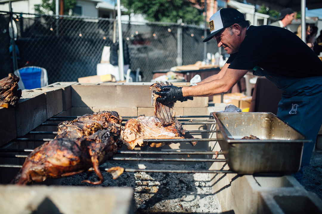 Chefs make some bbq for Hot Luck Fest Autin, Texas. Photo by Instagram user @hotluckfest