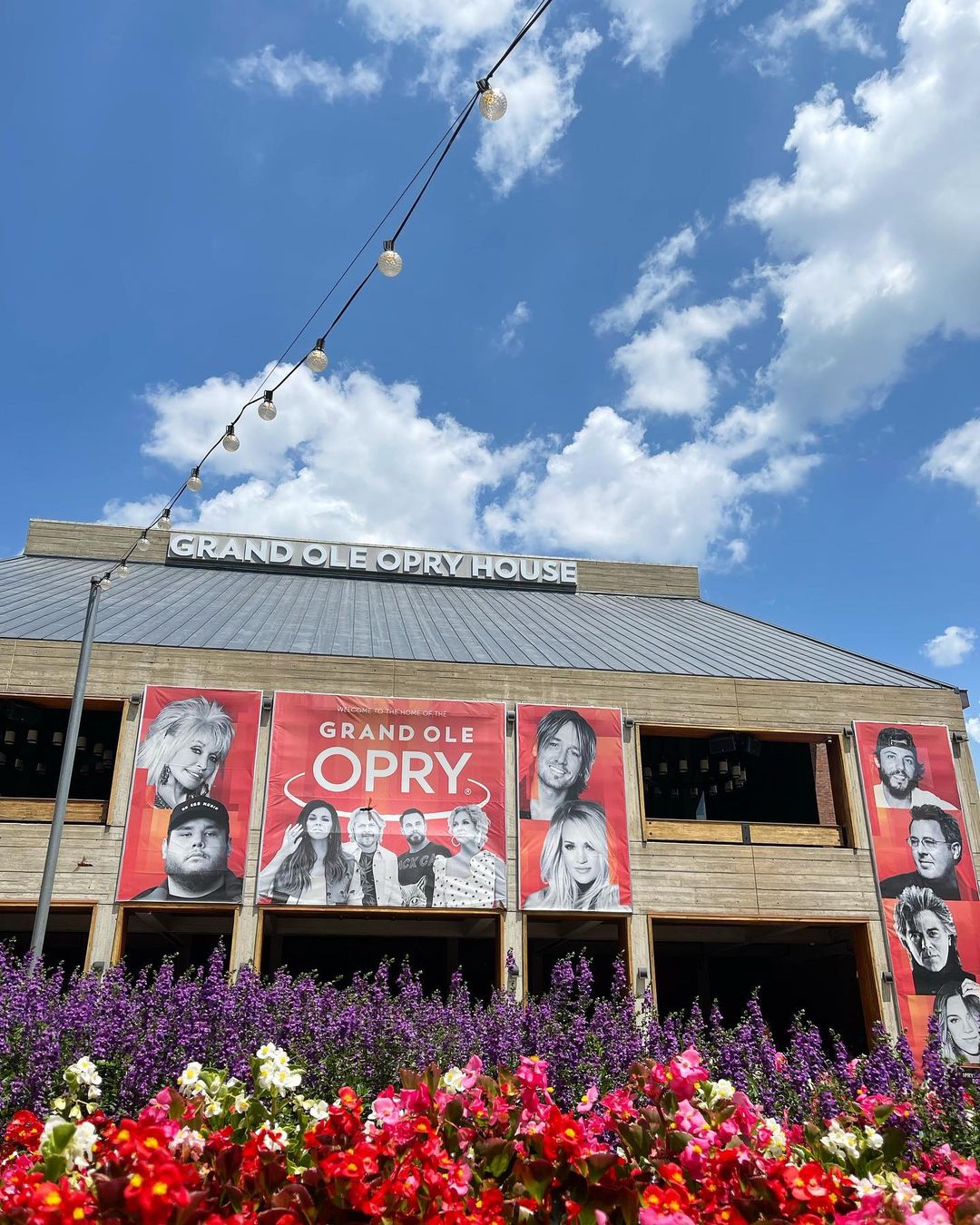 Photo from Outside of the Grand Ole Opry in Nashville. Photo by Instagram user @opry