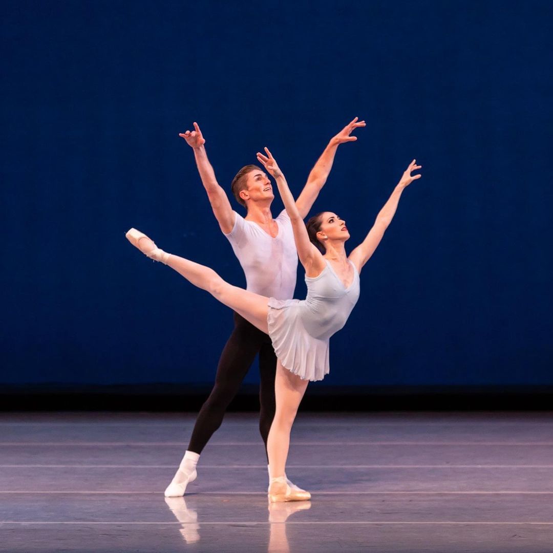 Two Ballet Dancers Performing. Photo by Instagram user @nashvilleballet