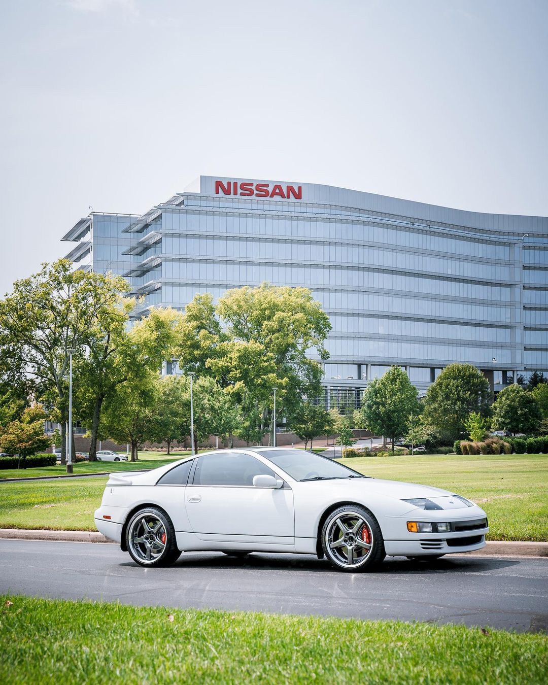 Nissan GTR Outside of the Nissan Headquarters. Photo by Instagram user @fairladyallianceofatlanta