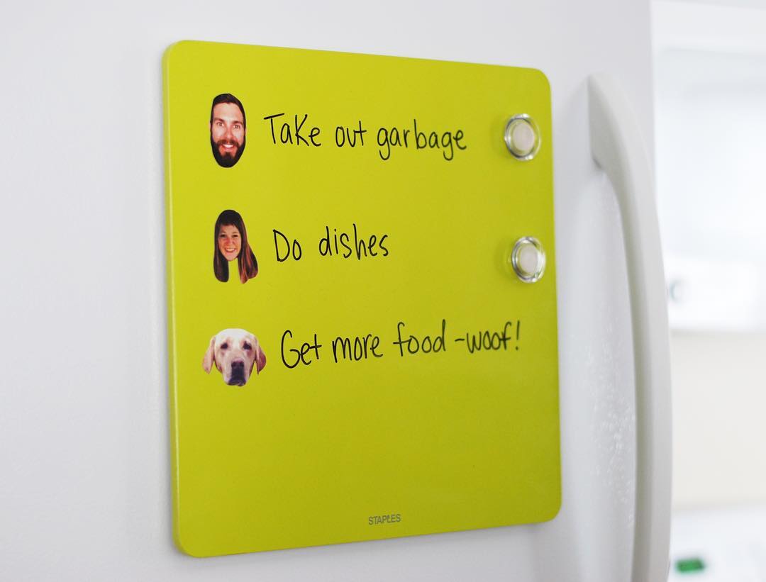 Magnet To-Do List on Fridge with Faces of Family Members Next to Tasks. Photo by Instagram user @mystickerface