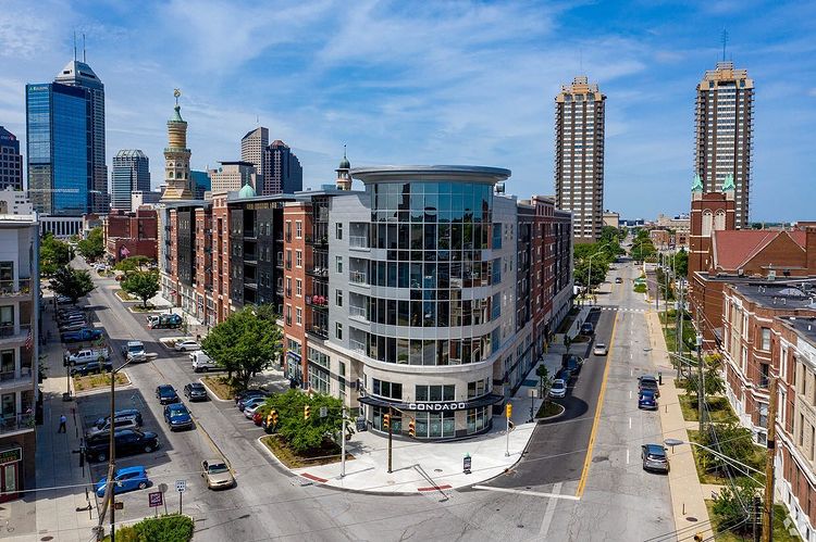 Brick and modern apartment complex in Downtown Indianapolis Photo via @homeispenrose