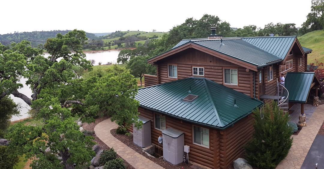 Metal roof for cool roofing on home. Photo by Instagram user @california_roof_coating