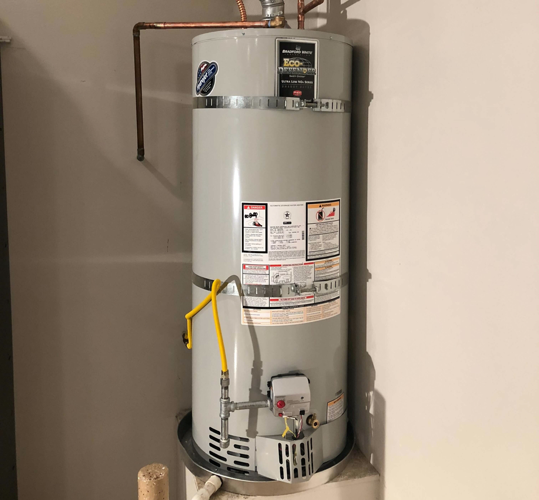Water heater in home. Photo by Instagram user @egvsp