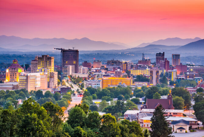 Pink sunset of the Asheville, NC skyline