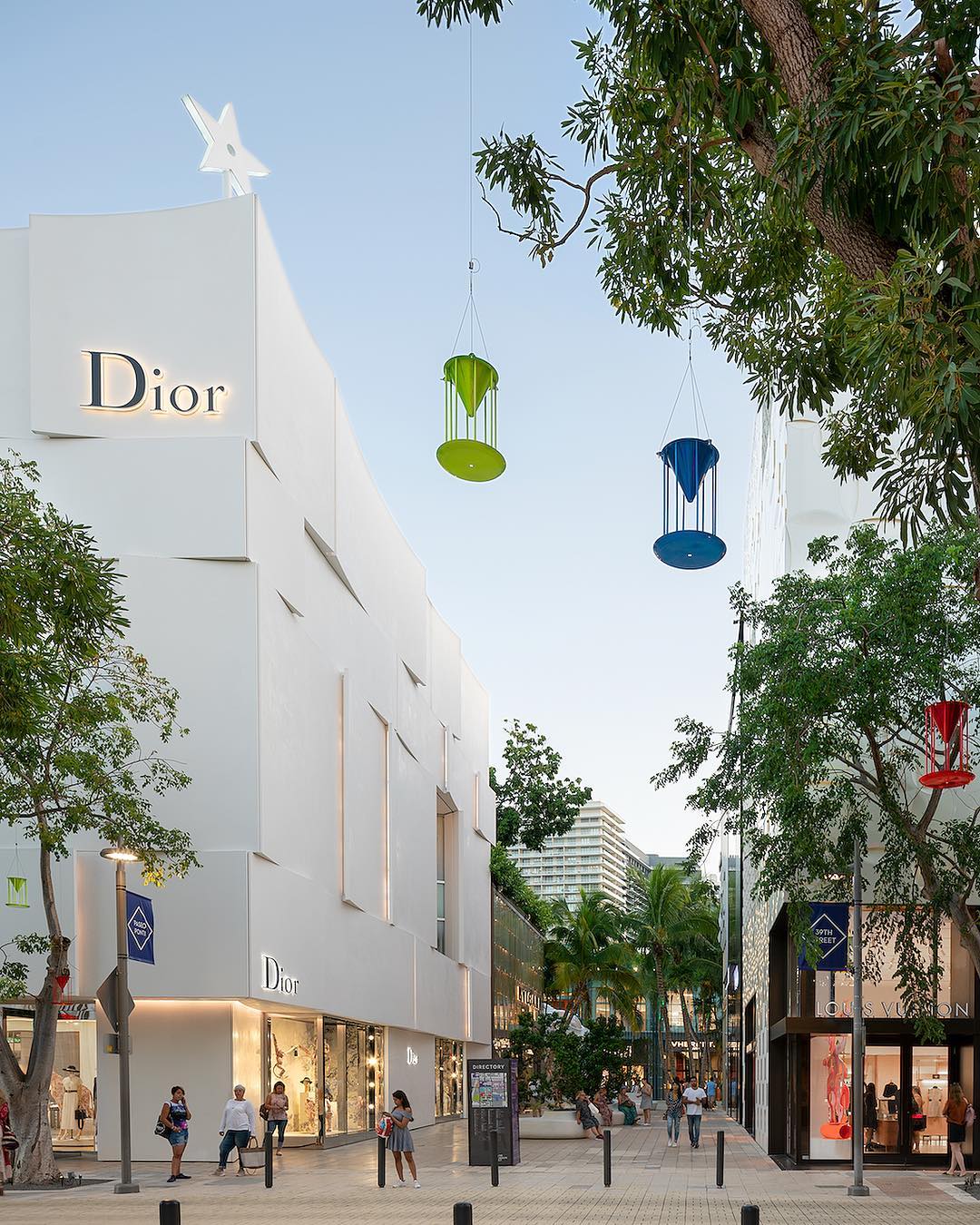 Picture of white Dior store in the Miami Design District in Miami, FL. Photo by Instagram user @miamidesigndistrict