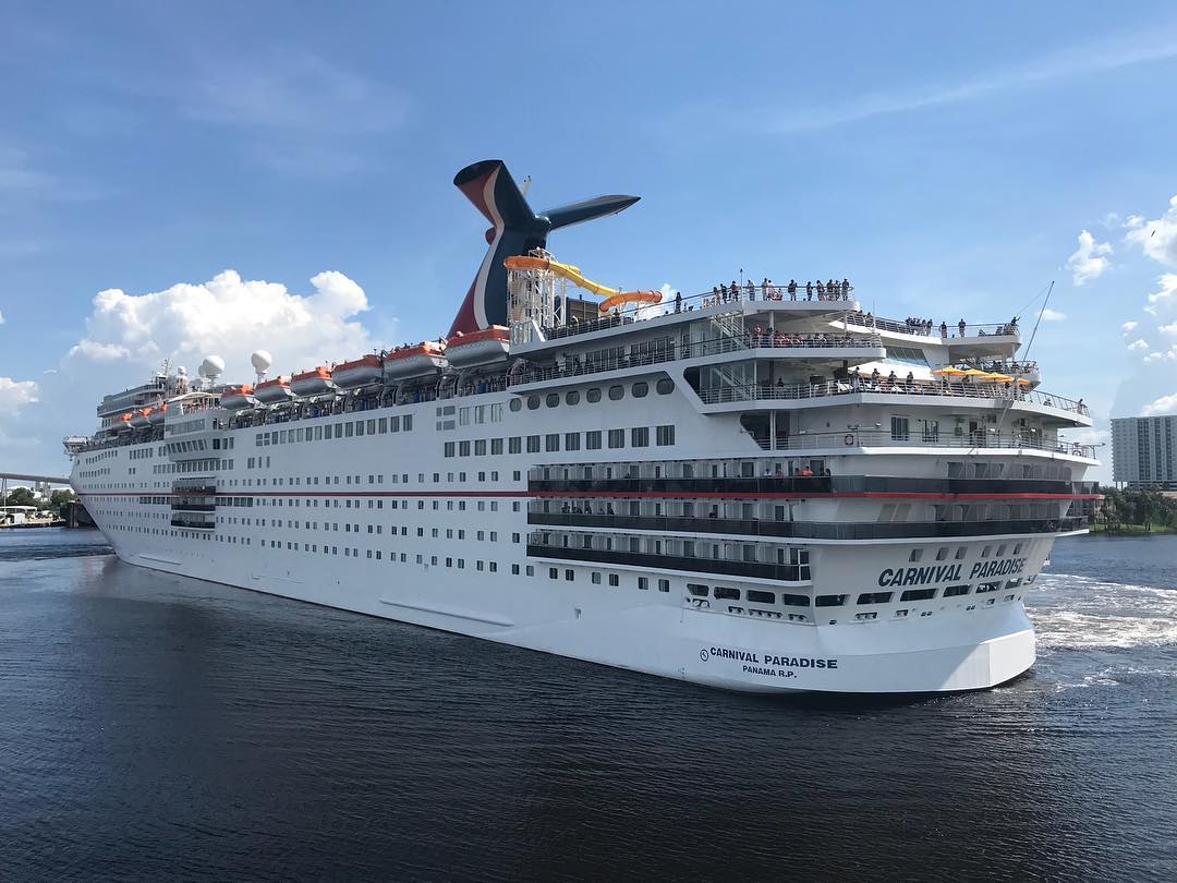 Cruise ship leaving port in Tampa. Photo by Instagram user @cruisegram_22