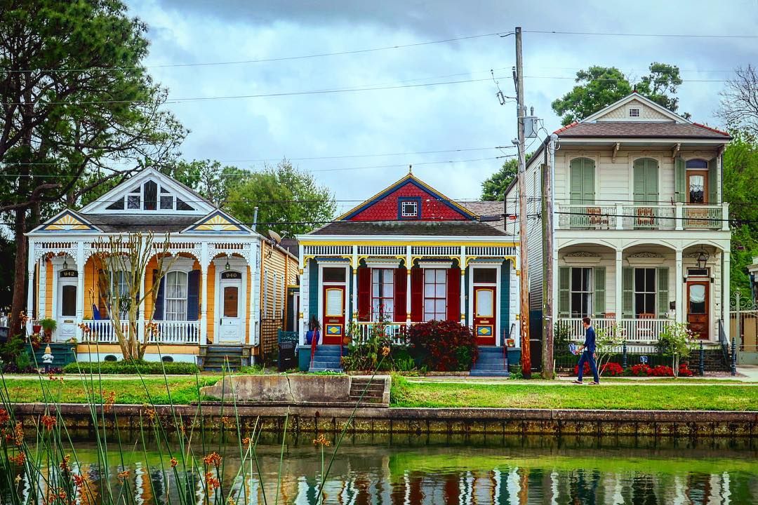 Colorful houses along Bayou St. John. Photo by Instagram user @midcitymedia