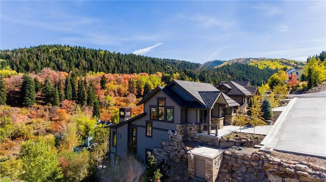 Luxury vacation home in Park City, UT. Photo by Instagram user @hookeduphomes