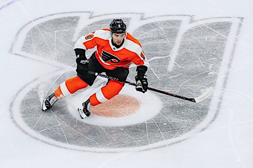Philadelphia Flyers hockey player skating down the ice. Photo by Instagram user @ipro13