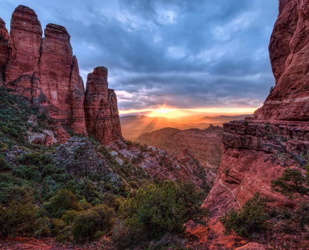 Red rock formation during sunset at Cathedral Rock Trail in Sedona, AZ. Photo by Instagram user @visitsedona