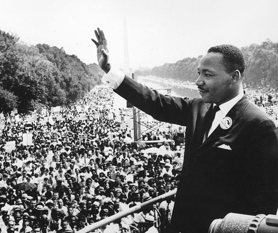 MLK Jr. holding his hand up. Photo by Instagram user @intokaleidoscopics