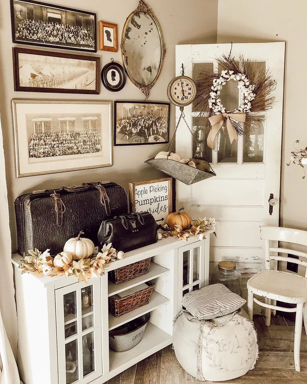 21 Antique & Vintage Home Decor Ideas