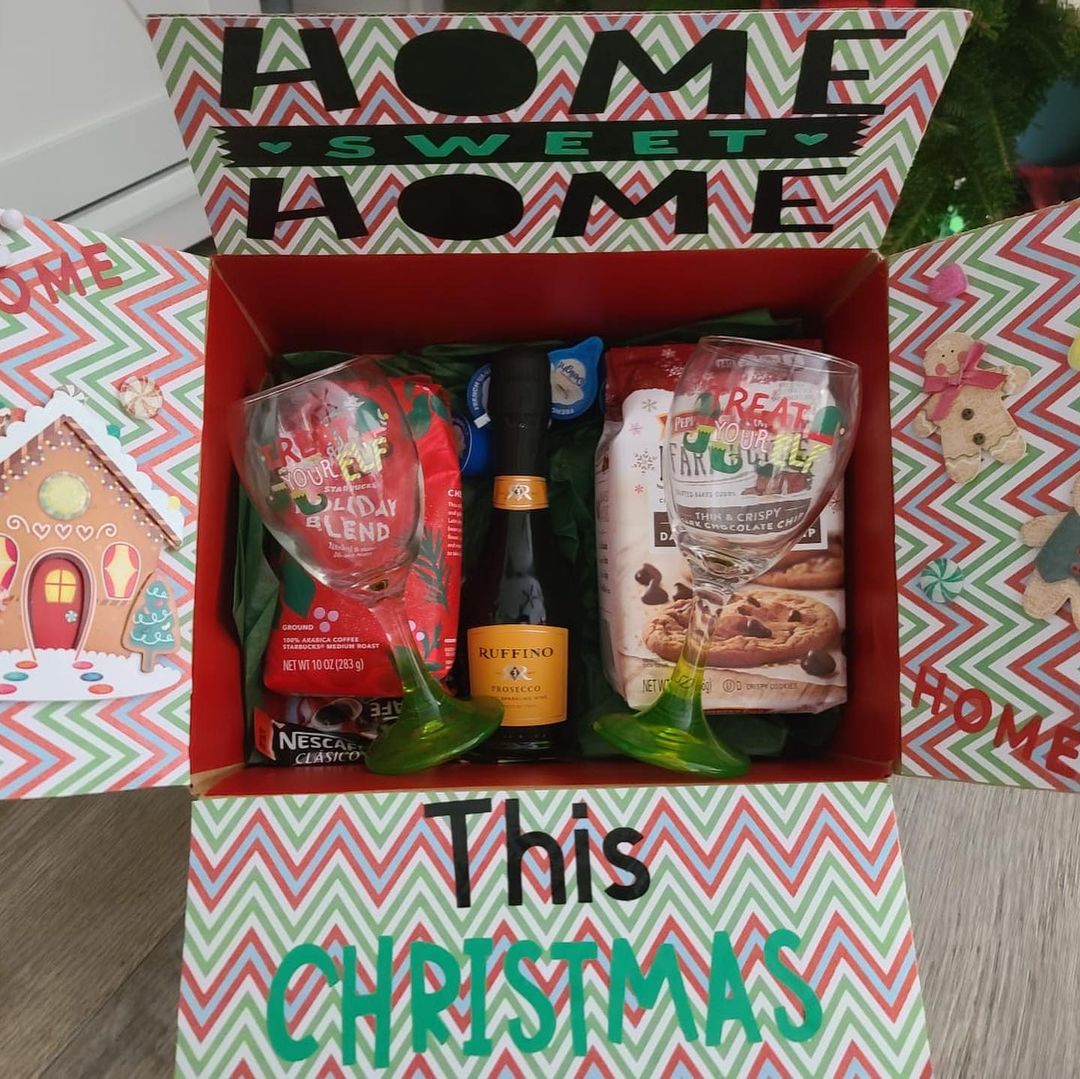 A care package for the holiday season. Photo by Instagram user @beloved_boxes_by_ely