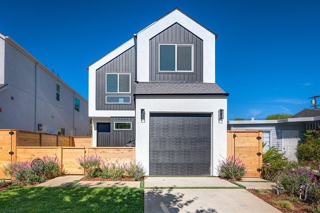 real estate playa del rey