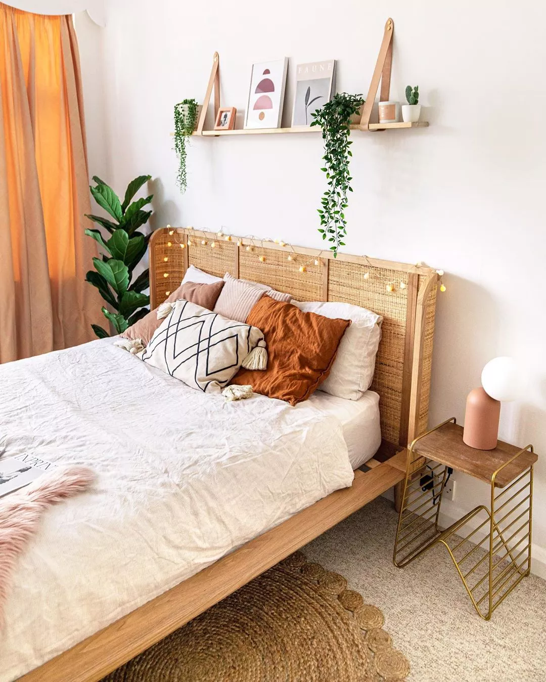 14 Minimalist Bedroom Design Ideas