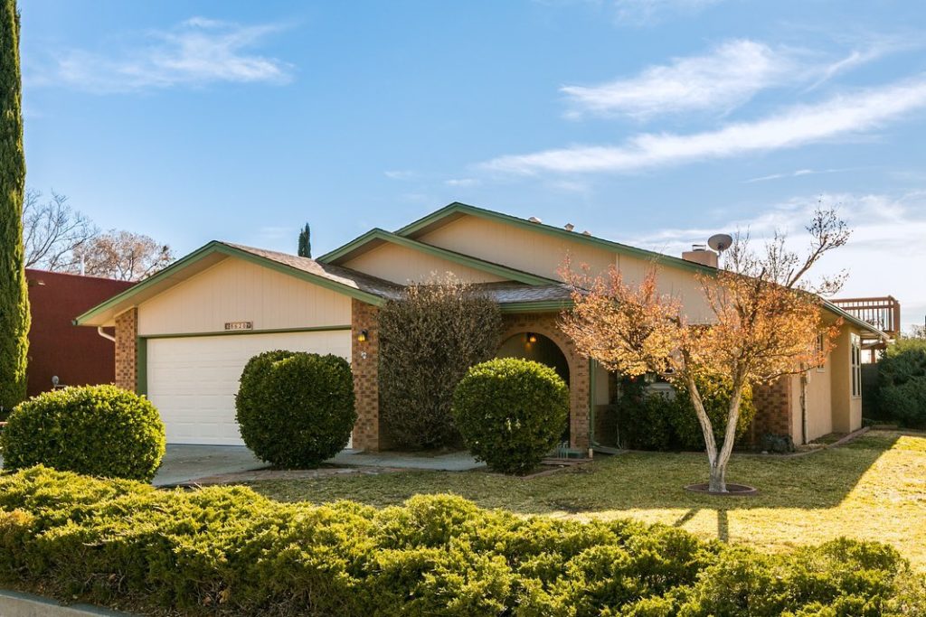 5 Safe, Affordable Neighborhoods in Albuquerque Extra Space Storage