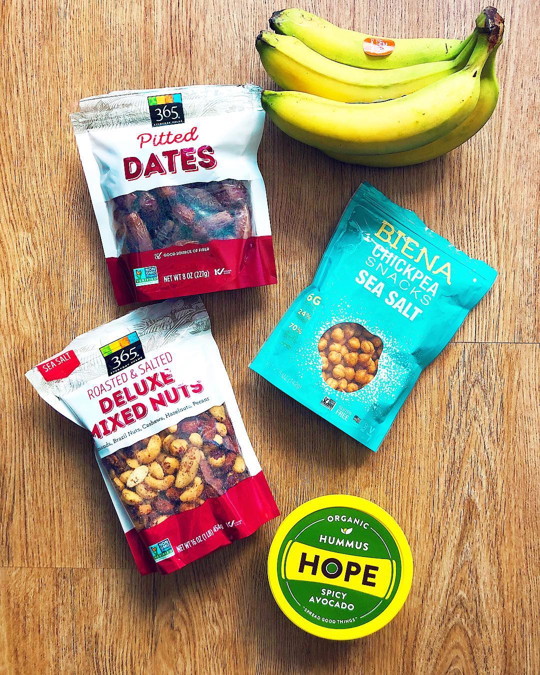 Table of snacks and bananas. Photo by Instagram user @denverfitnessdietitian