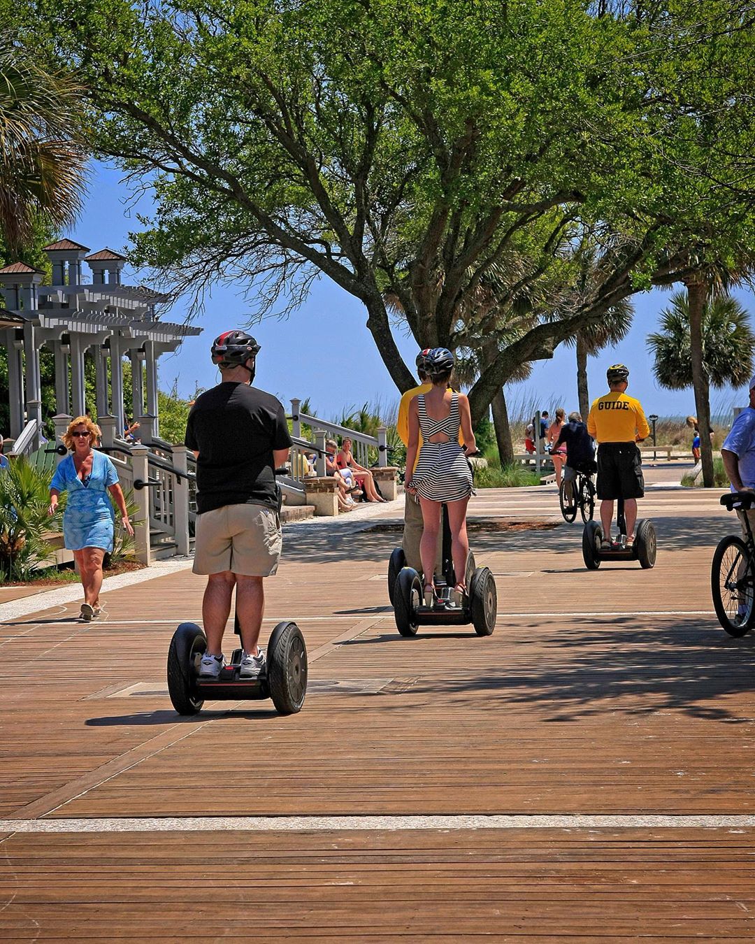 People riding segways on a sunny day. Photo by Instagram user @hhistayandplay