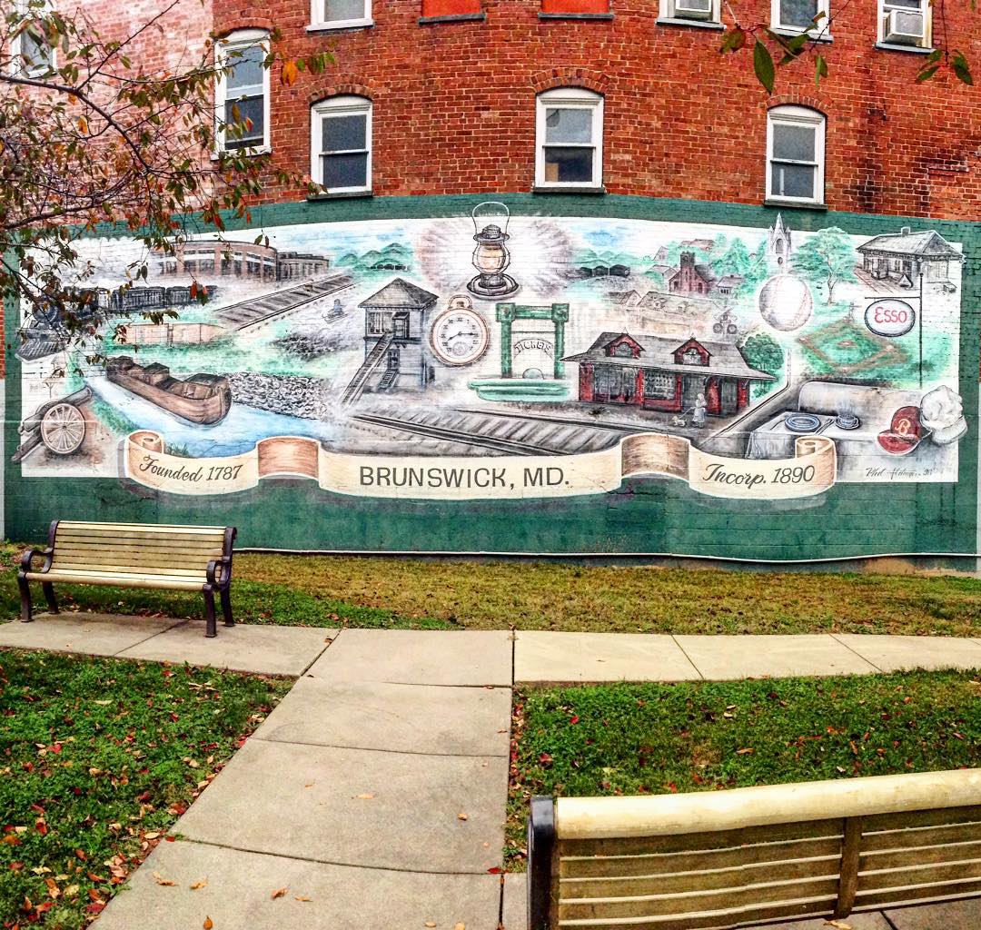 mural on the side of a building in Bruswick, MD photo by Instagram user @jtbjester