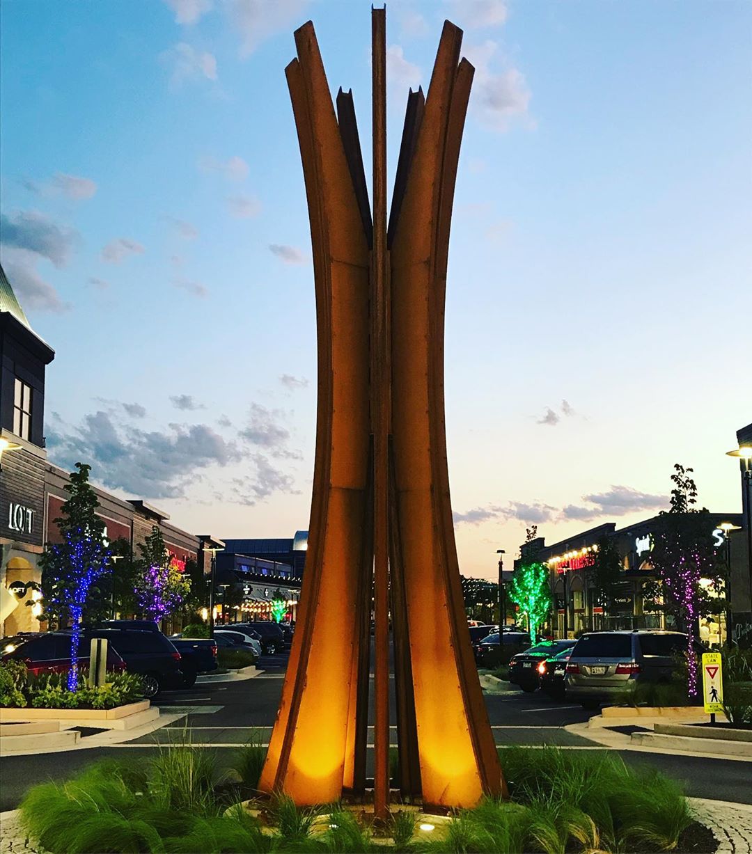 roundabout structure that was constructed at The Avenue at White Marsh mall in White Marsh, MD photo by Instagram user @theavenueatwhitemarsh