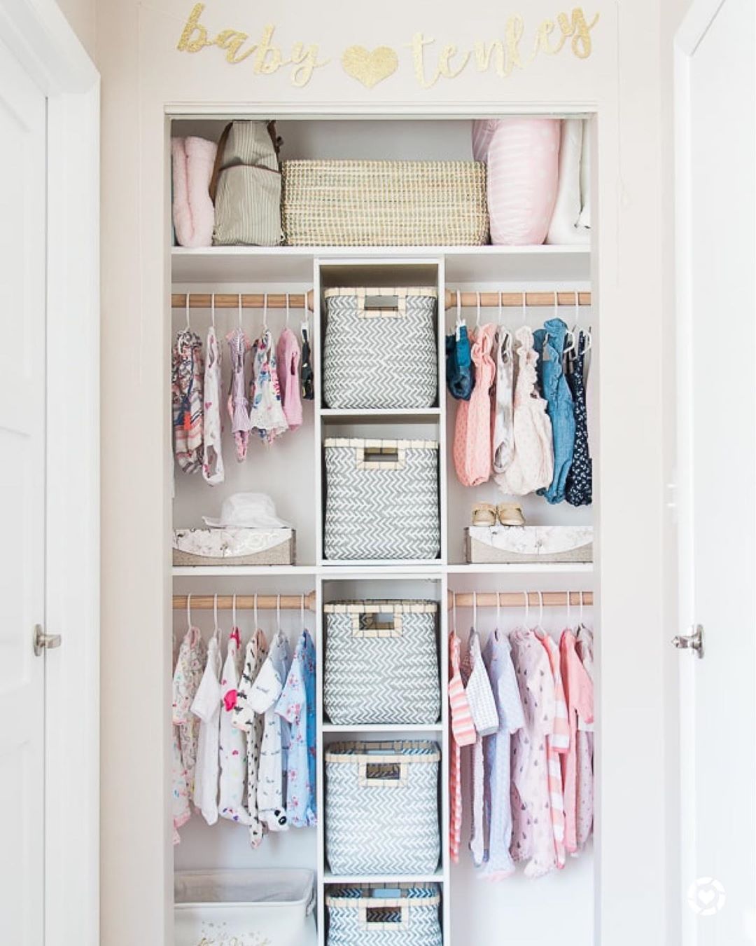 Baby closet with baskets. Photo by Instagram user @thegreenspringhome