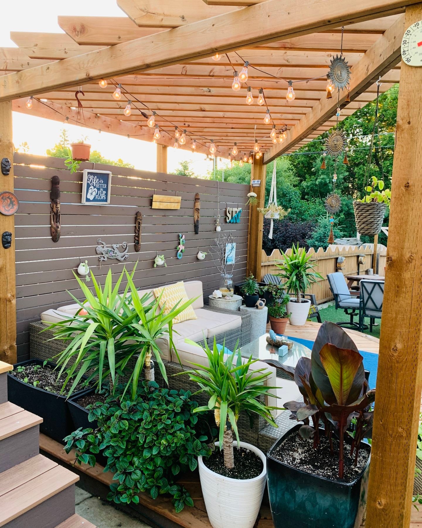 Backyard pergola for shade. Photo by @contact_renovations