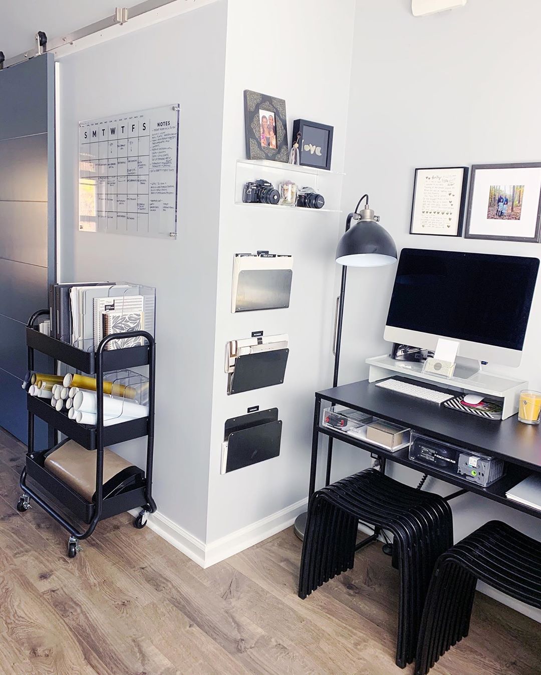 organized home office space with rolling cart photo by Instagram user @organized_simplicity