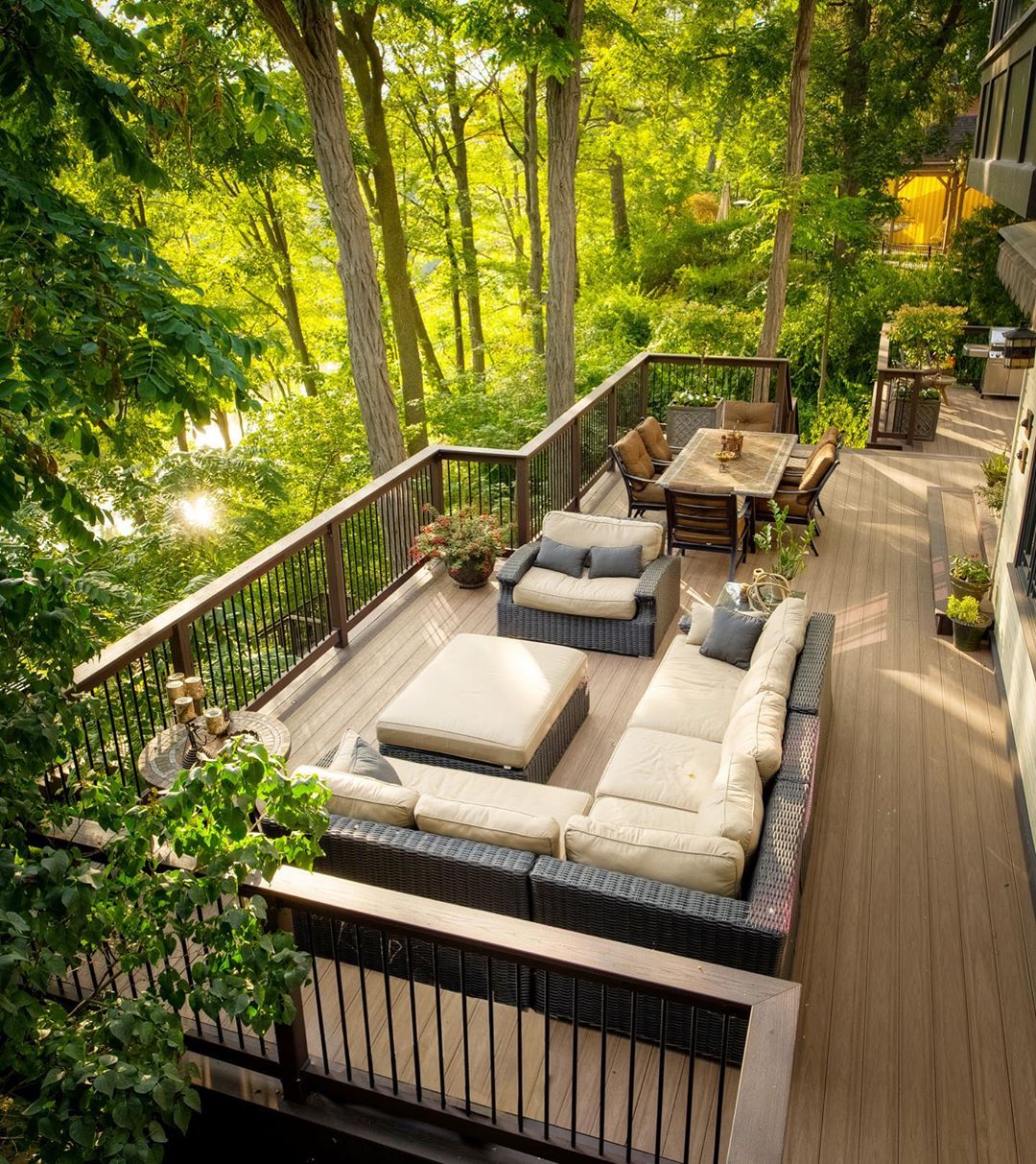 nice open deck with seating and forest surrounding photo by Instagram user @mcneill_photography