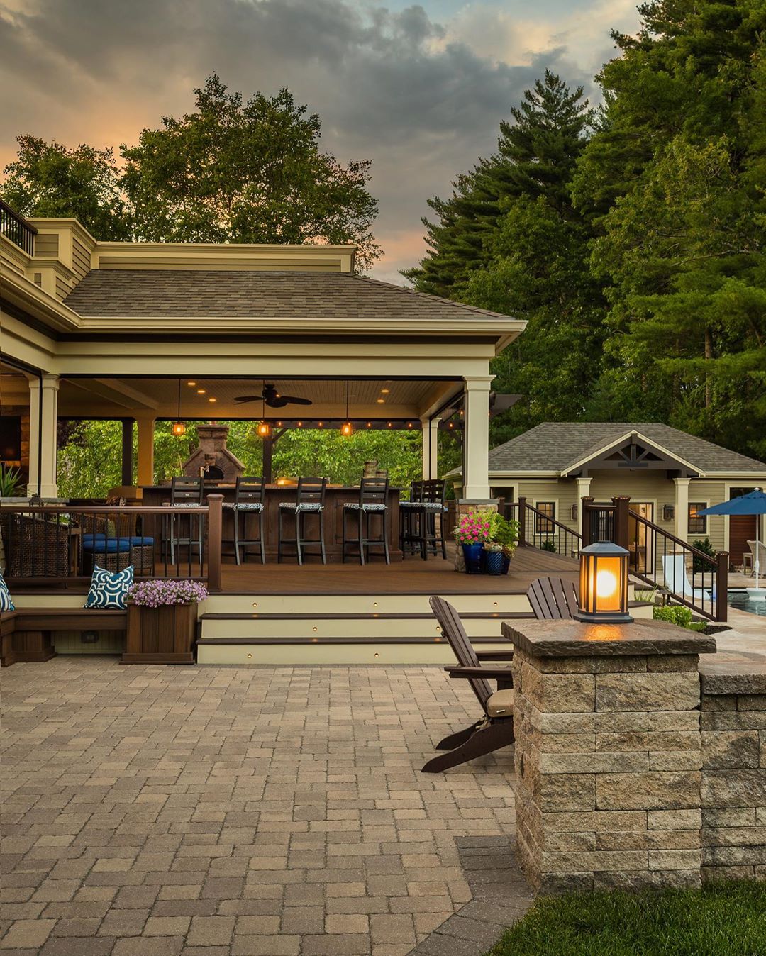 outdoor bar area on large outdoor patio photo by Instagram user @briandohertyphotos