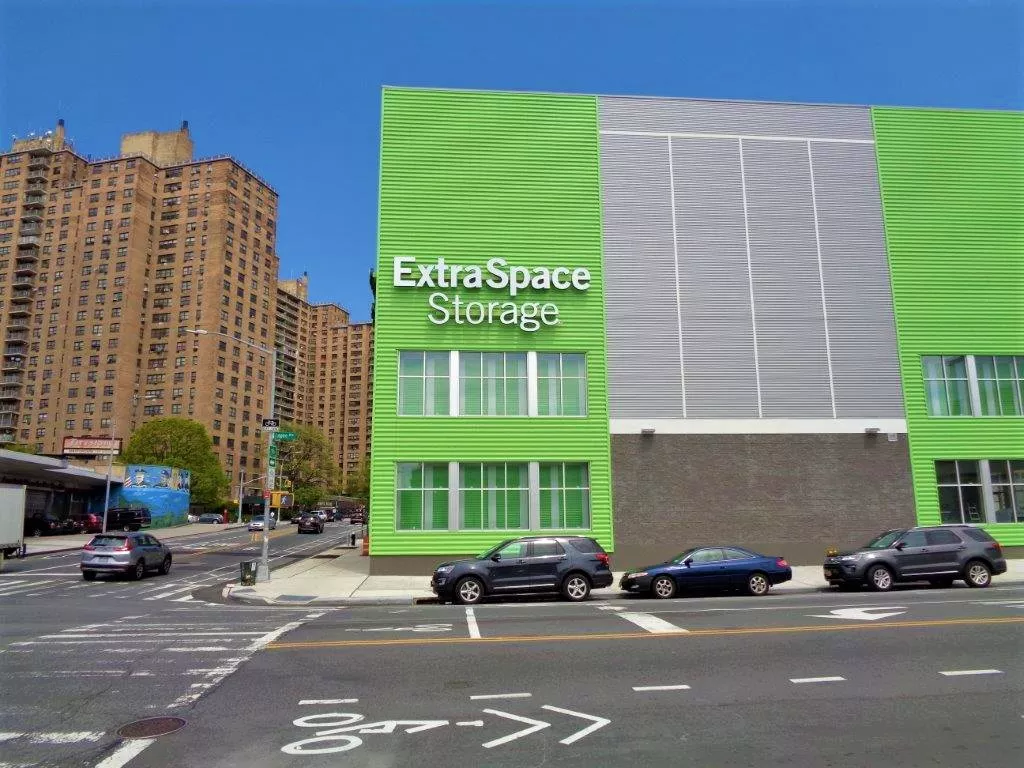 Extra Space Storage facility front view in Brooklyn on Empire Blvd