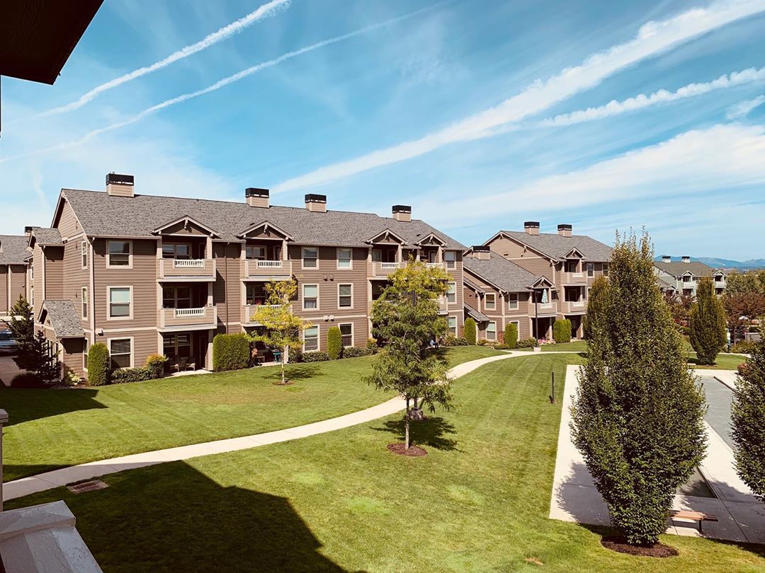Apartment Complex in Bennington, Vancouver, WA. Photo by Instagram user @reserve_ctc