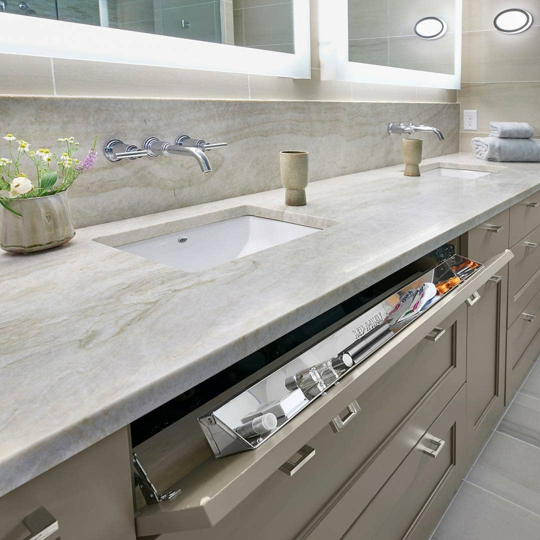 20 Bathroom Counter Organization Ideas and Tips