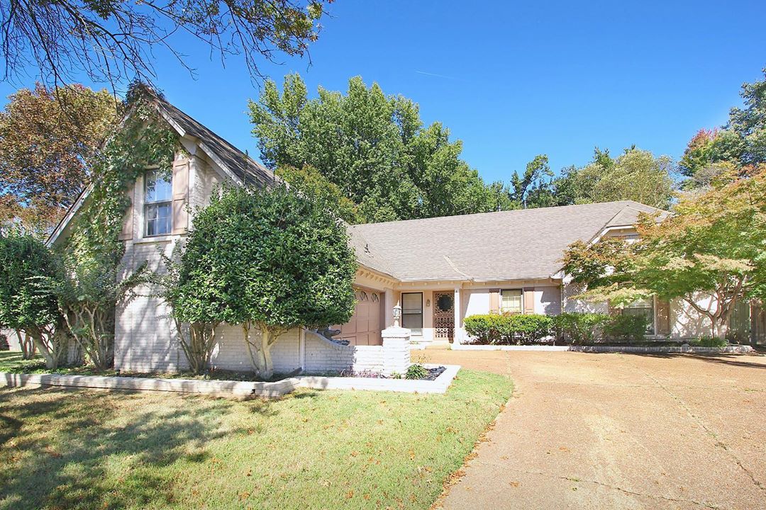 Nice Two-Story Home in Cordova Neighborhood in Memphis. Photo by Instagram User @cali_litay