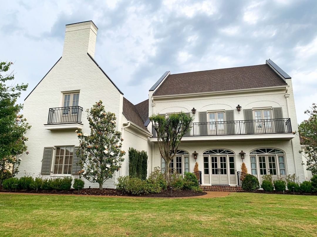 Large White Brick Home in Germantown, Memphis. Photo by Instagram User @caldwellpainting.memphis