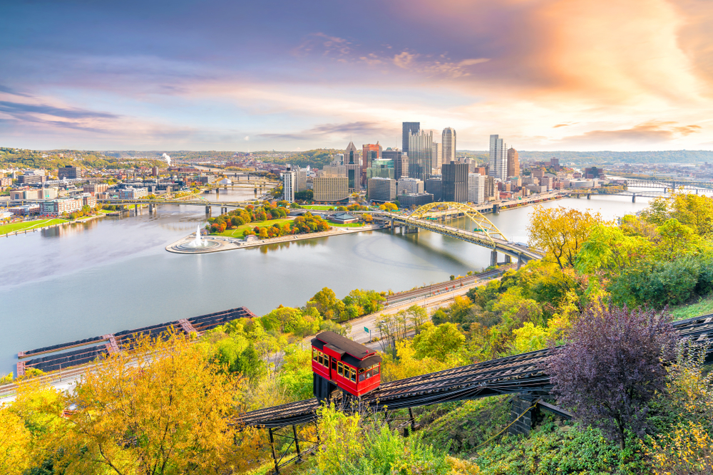 5 Best Pittsburgh Neighborhoods for Families in 2022