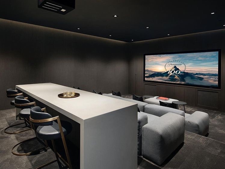 Large Home Theatre with Comfortable Seating. Photo by Instagram user @theatersuite