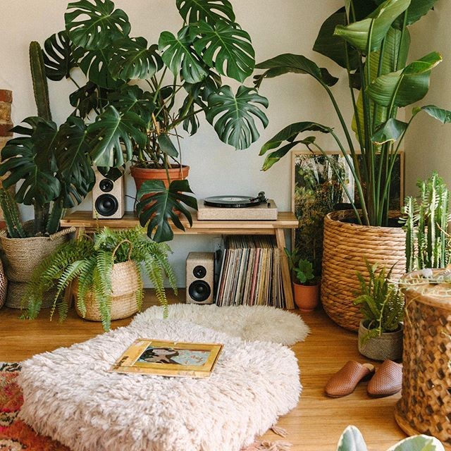 Reading Nook with Plants and Floor Seat Set Up. Photo by Instagram user @banilla.online