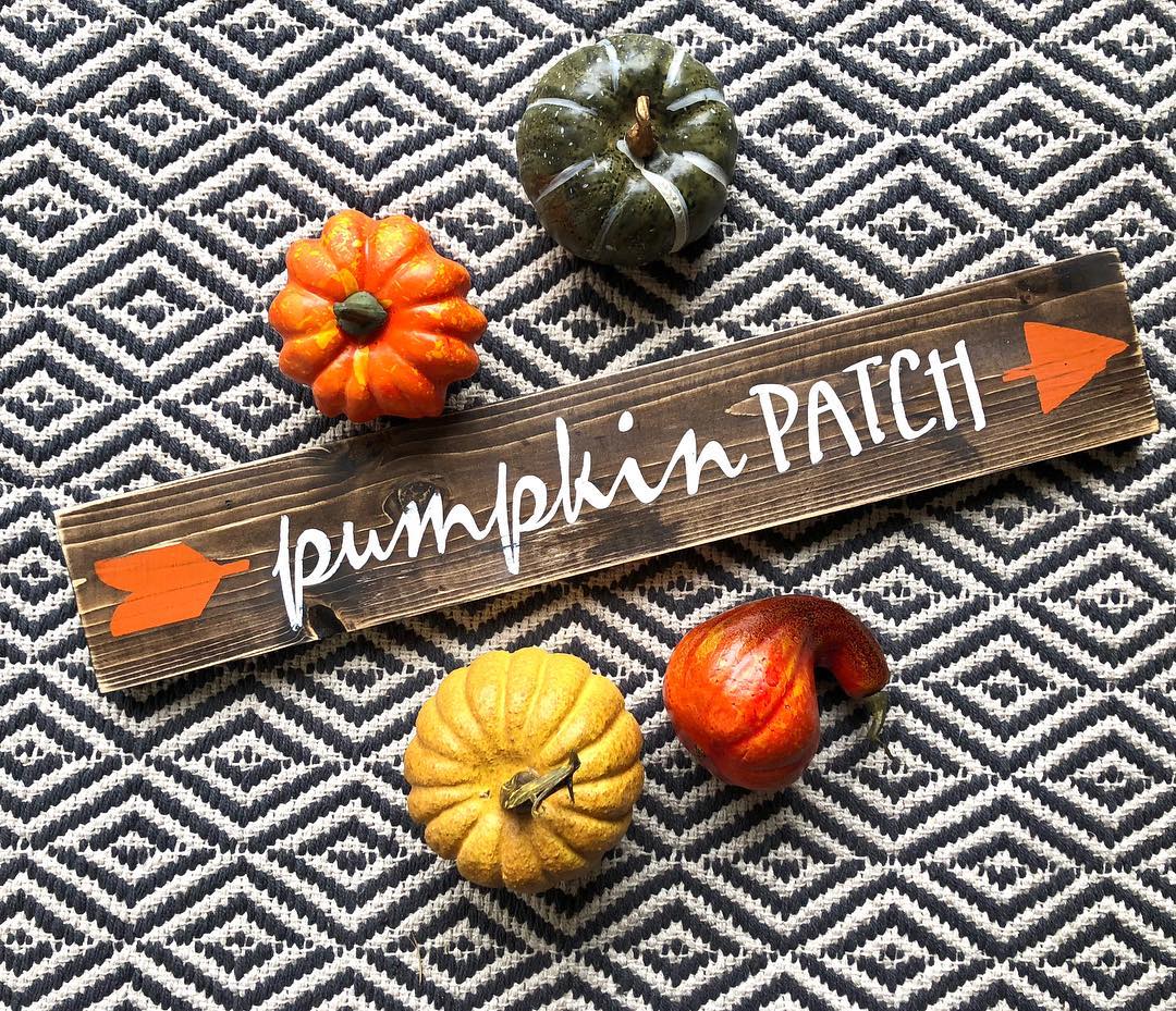 Home Made Sign that Reads Pumpkin Patch. Photo by Instagram user @jaxx_designs