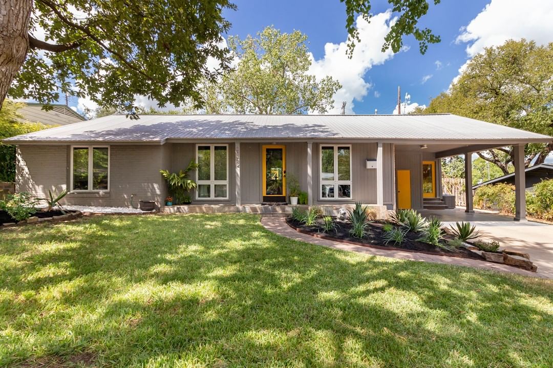 Updated Ranch Style Home in Barton Hills, Austin. Photo by Instagram user @blairfieldrealty